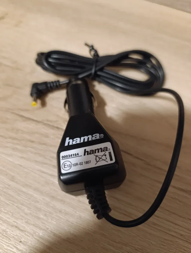 Caricatore auto per PSP