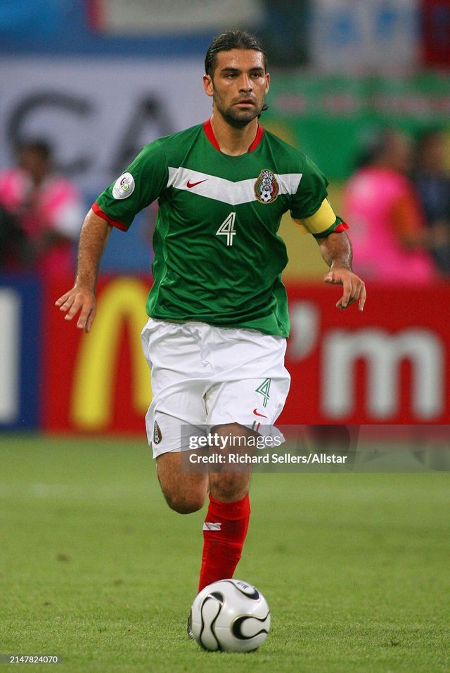 Rafa Márquez camiseta verde Nike México