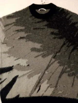 Jersey Zara Estampado Gris y Negro