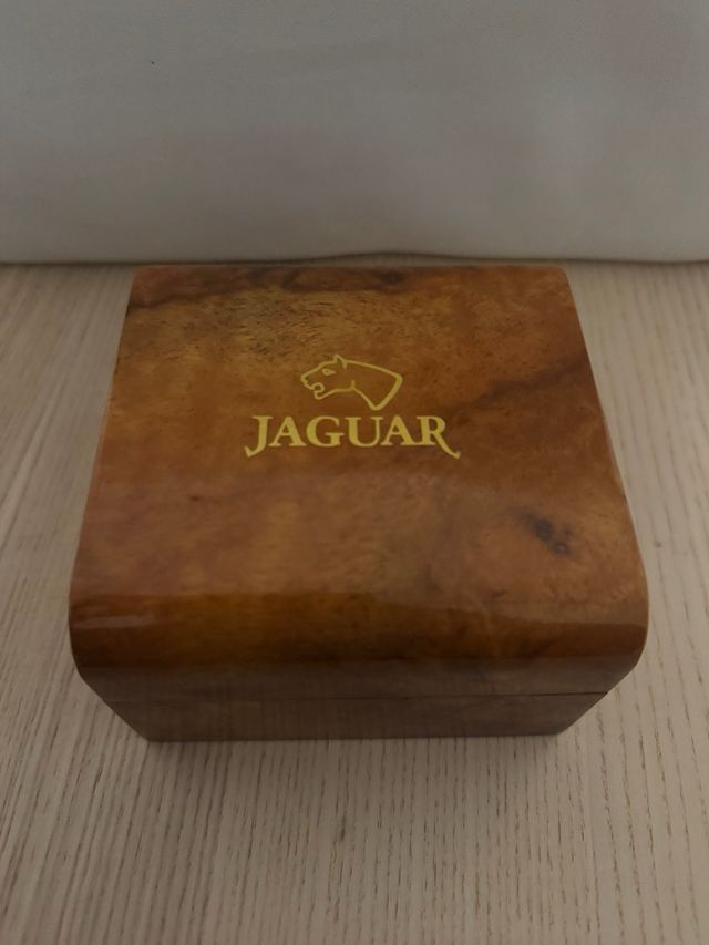 Reloj Jaguar Swiss Made con caja original
