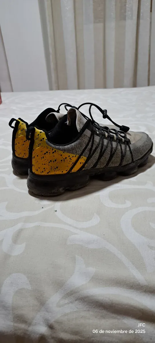 Botas de montaña forclaz 800