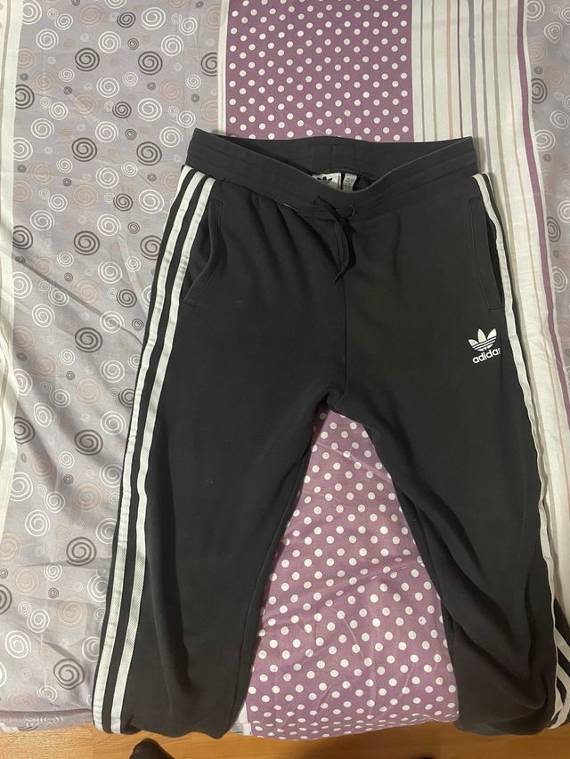 Pantalón Adidas Negro