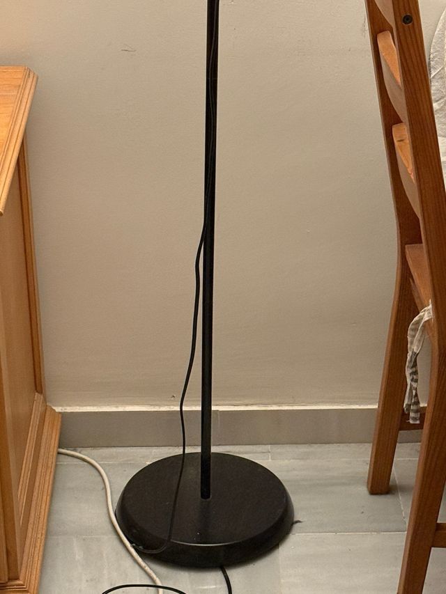 Lámpara de pie moderna