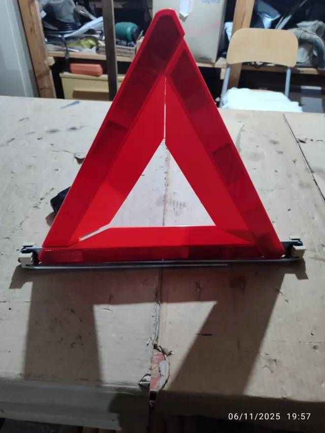 Triángulo de emergencia plegable