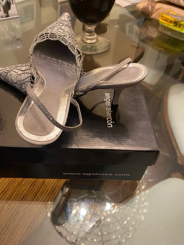Zapatos Angel Alarcón plateados