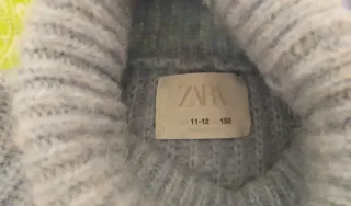 Jersey cuello alto azul