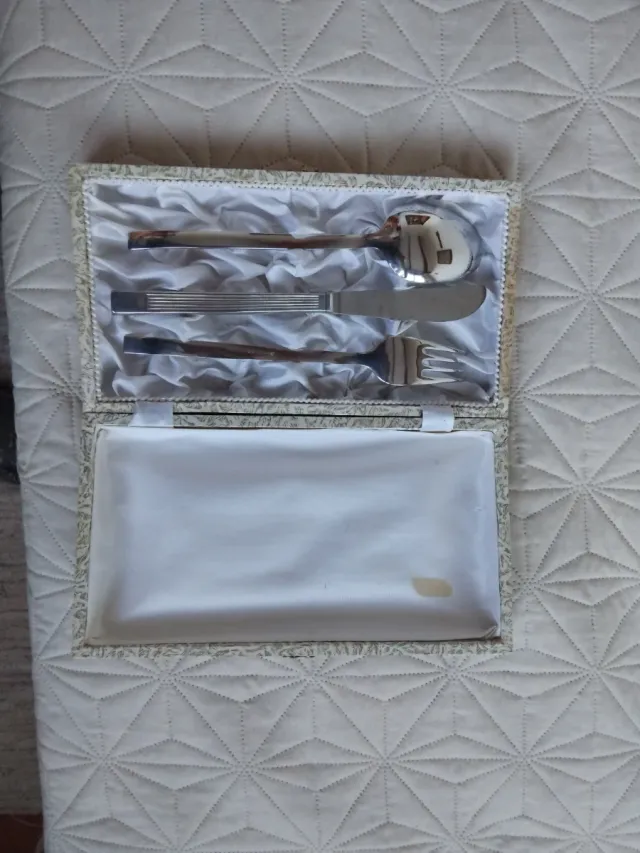 Juego cubiertos metal plateado