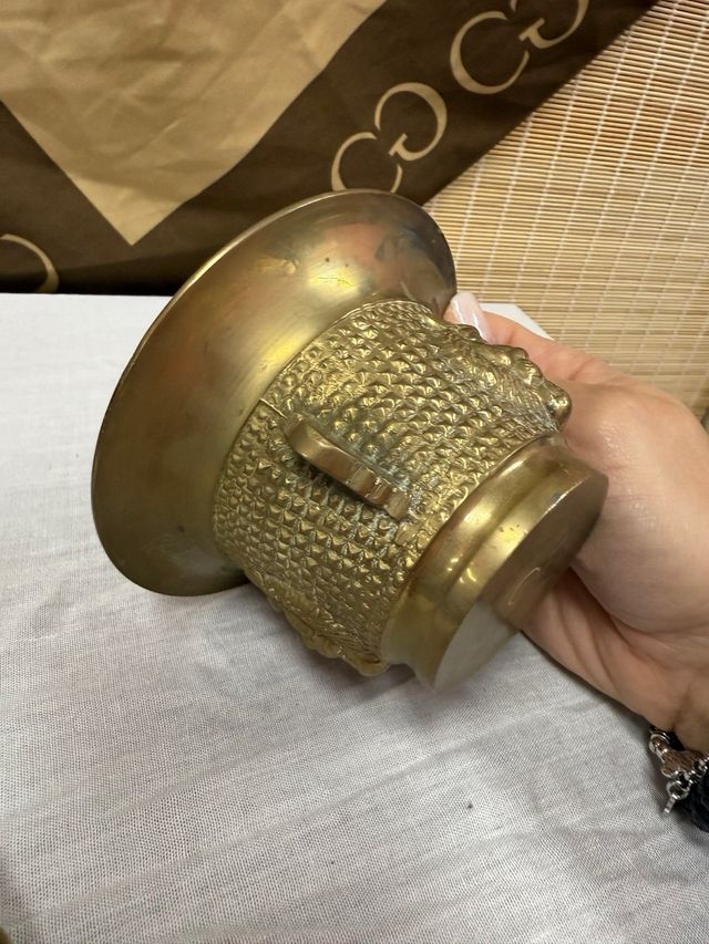 Mortero Antiguo Bronce León