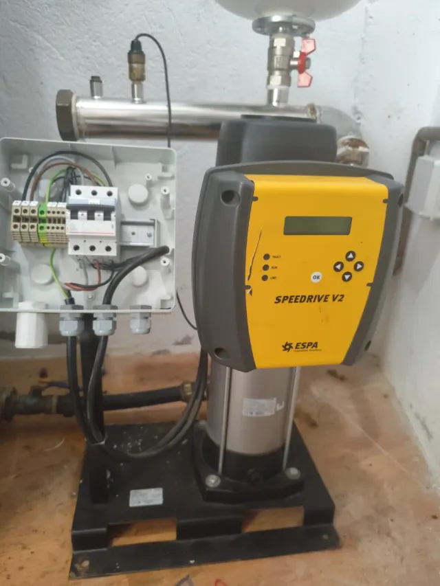 Bomba ESPA Speedrive V2 multi 35 6 trifasica