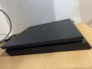 PS4 Slim Sony Negra