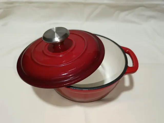 Olla de Hierro Fundido. Ernesto