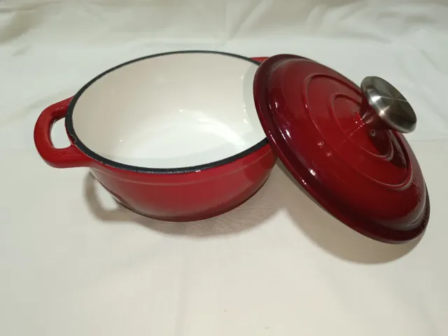 Olla de Hierro Fundido. Ernesto