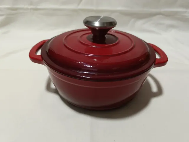 Olla de Hierro Fundido. Ernesto