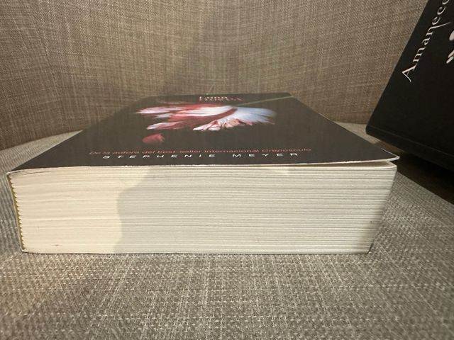 Luna nueva (Saga Crepúsculo 2)