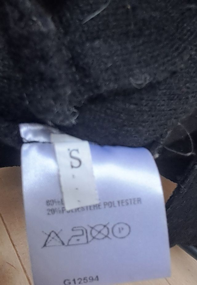 Chaqueta negra corta