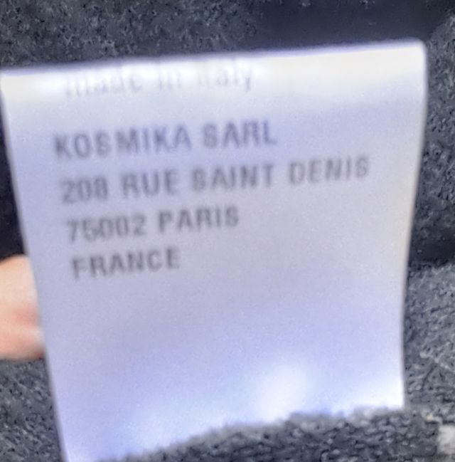 Chaqueta negra corta