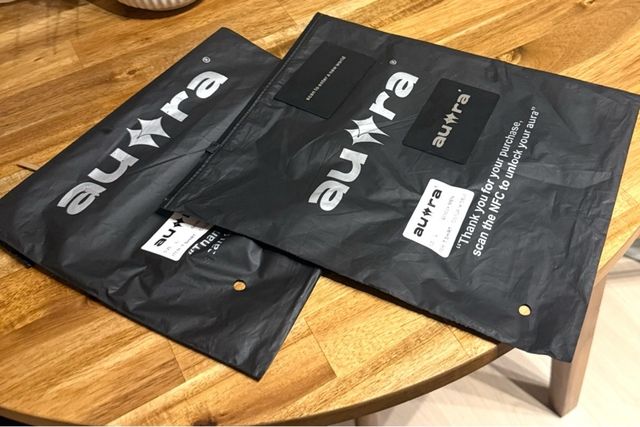 Camiseta Auwra gris con parche NFC, S/M/L/XL