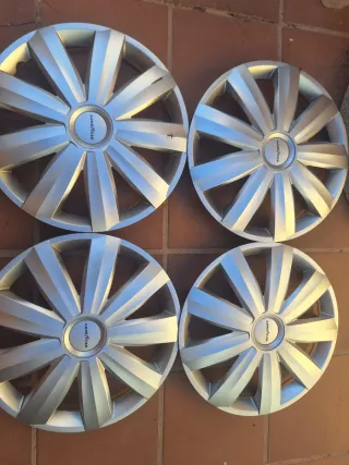 Tapacubos GOOD YEAR 14 pulgadas