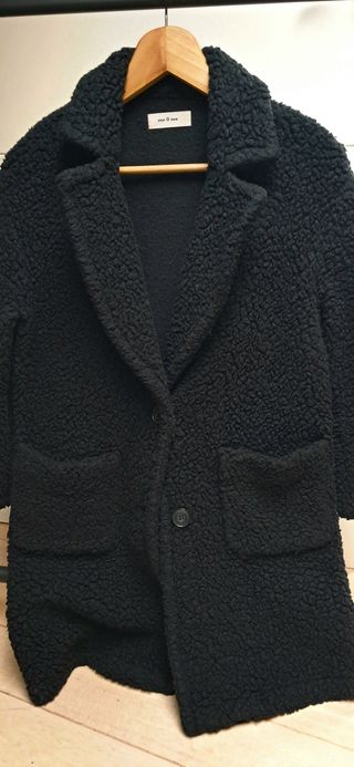 Abrigo Negro ese o ese Talla M