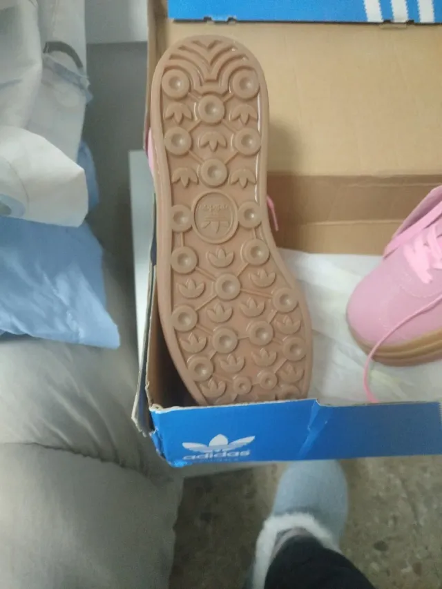 Deportivas Adidas rosas y moradas