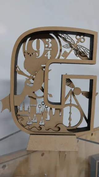 Letras nombres multicapa decorativas