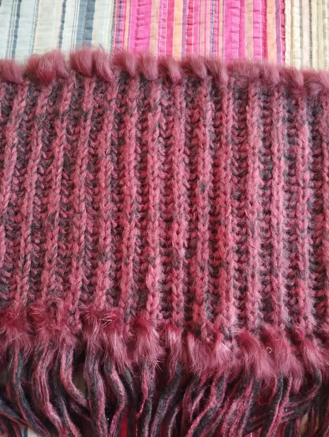 Buff Bufanda Negra y burdeos