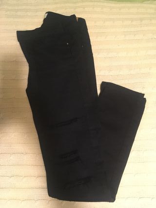 Pantalón slim fit negro Stradivarius