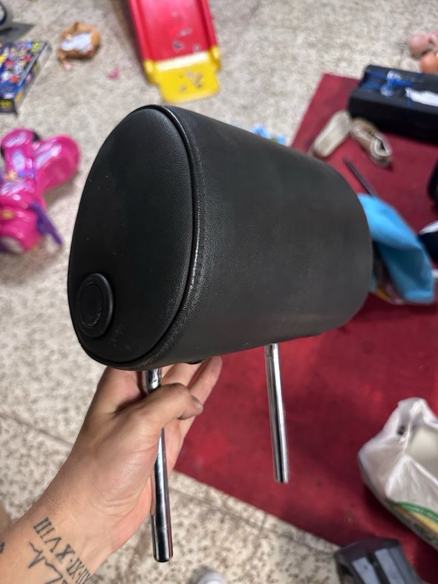 Reposacabezas Audi A4 Negro