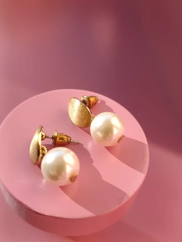 Pendientes Parfois dorados y perla