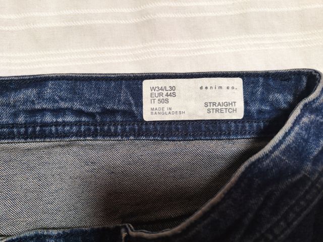 Vaqueros Straight Oscuros W34/L30