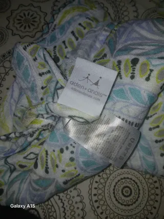 Manta para carro,cuna etc..de la marca aden+anais.