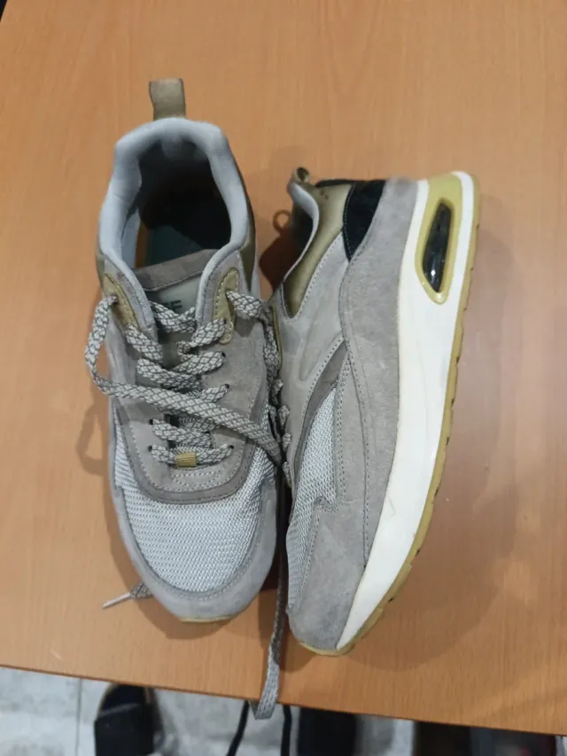 Deportivas grises y beige talla 41 marca hoff