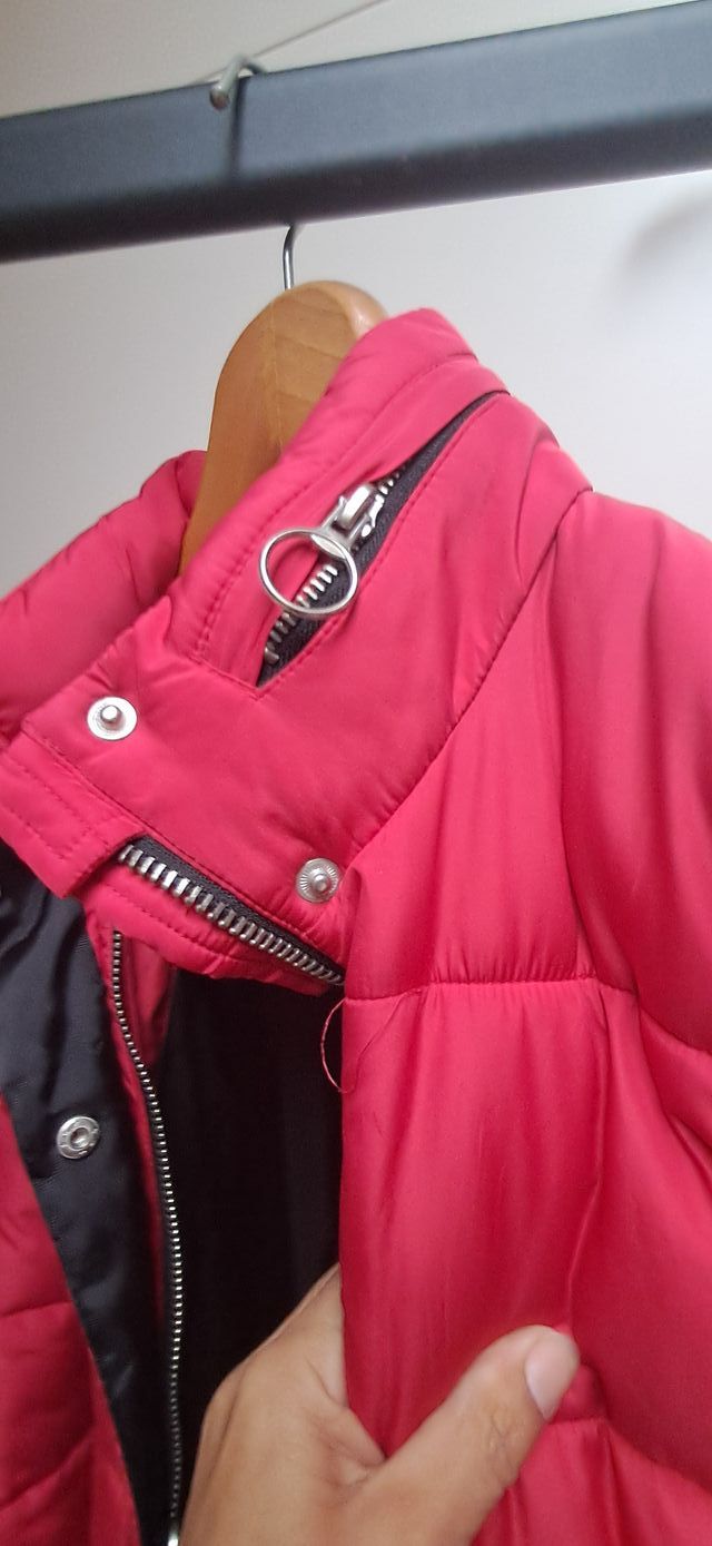 Plumífero rojo mujer