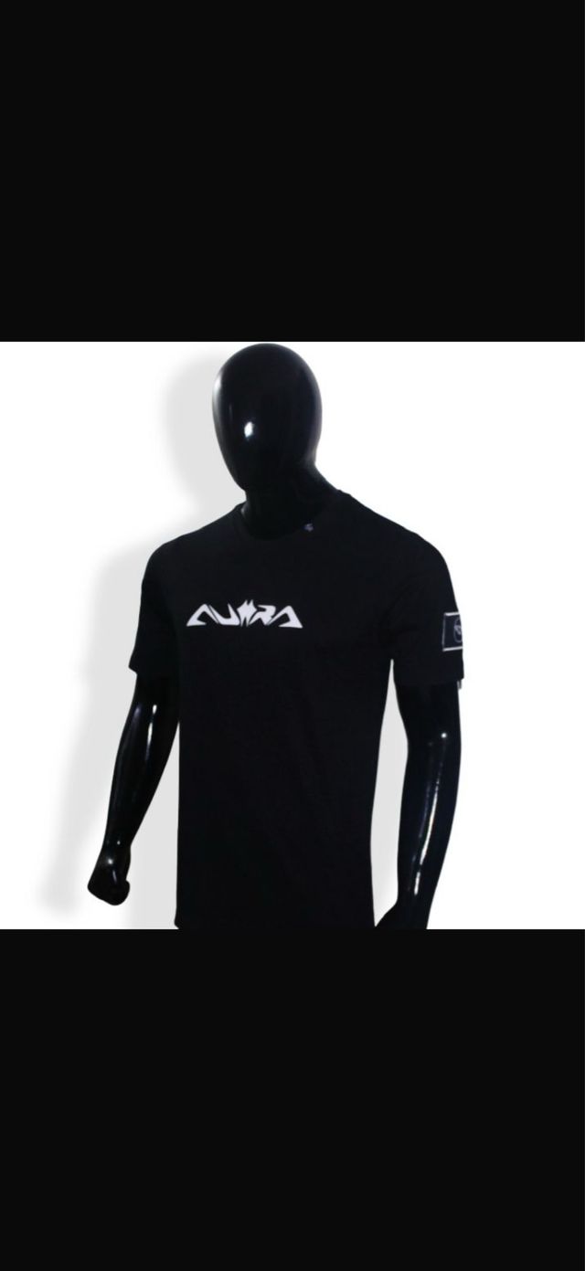 Camiseta negra Auwra XS/S/M/L/XL