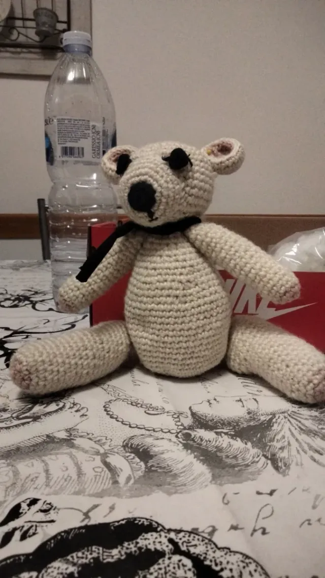 Orsetto amigurumi fatto a mano