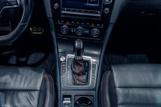 Volkswagen Golf GTI Performance (2015)