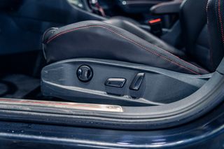 Volkswagen Golf GTI Performance (2015)