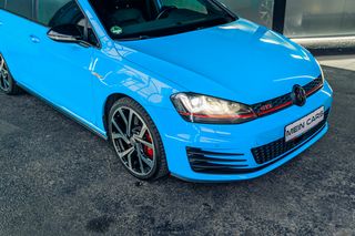 Volkswagen Golf GTI Performance (2015)
