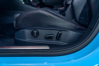 Volkswagen Golf GTI Performance (2015)