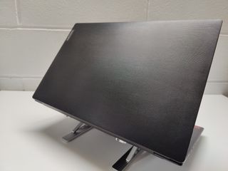 LENOVO AMD A4 SSD 256GB Ram 4GB