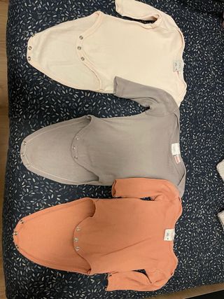 Bodies Zara manga larga 3 uds Talla única
