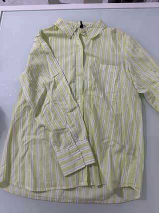 Camicia a righe verde e bianca