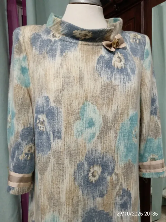 Vestido de punto estampado floral