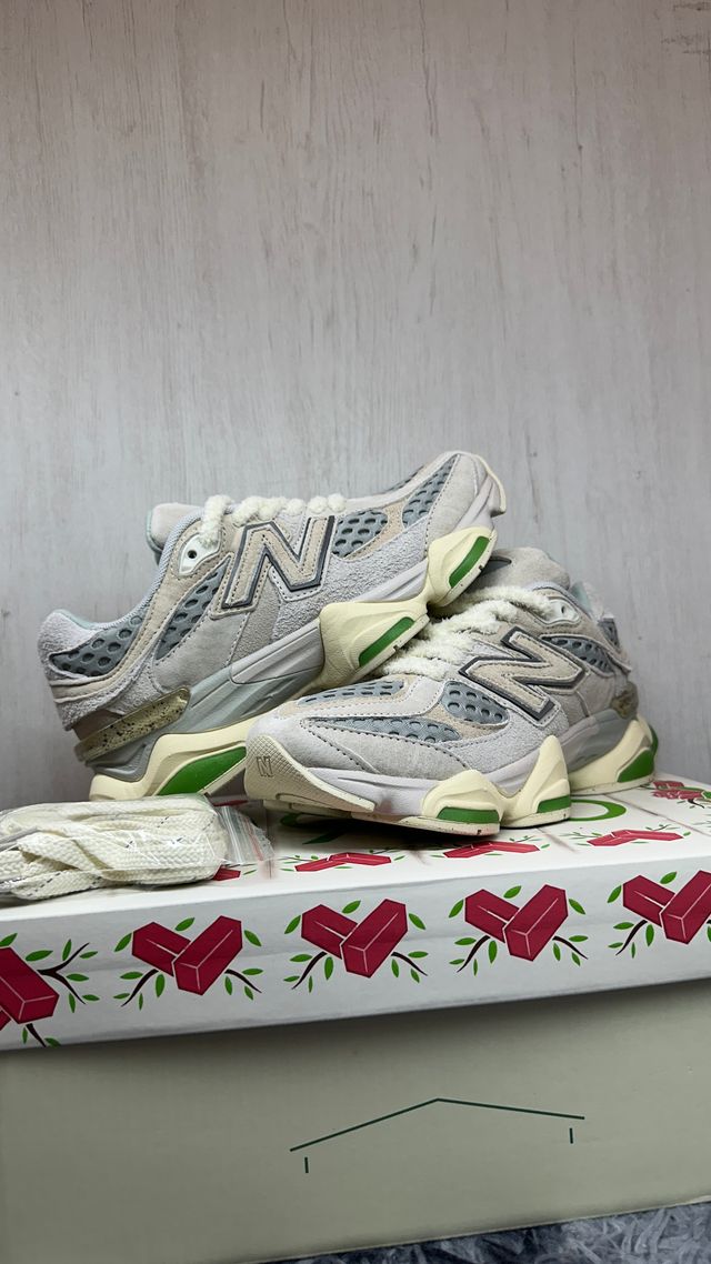 New Balance 9060 Beige/Verde