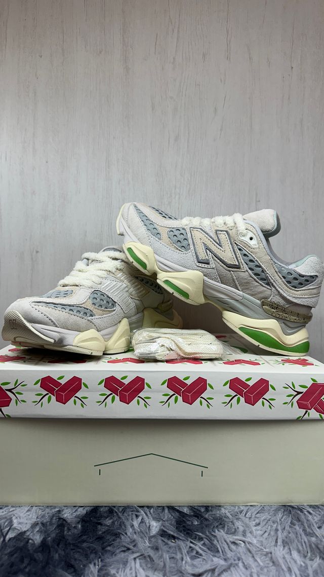 New Balance 9060 Beige/Verde