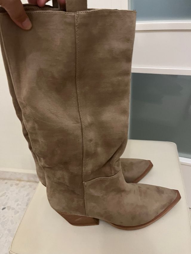 Botas altas Corina color arena talla 40