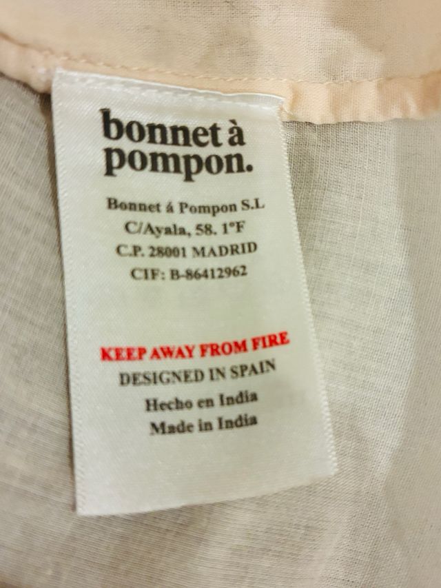 Camisa bebé niña con cuello volante