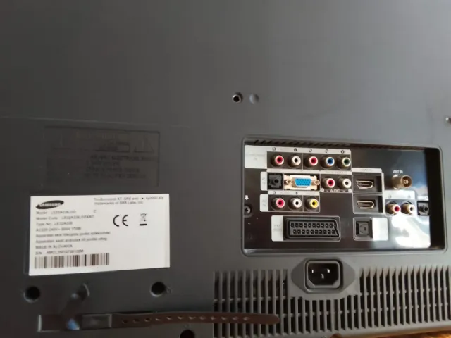 Televisión Samsung 32 Negra modelo LE32A336J1DXXC