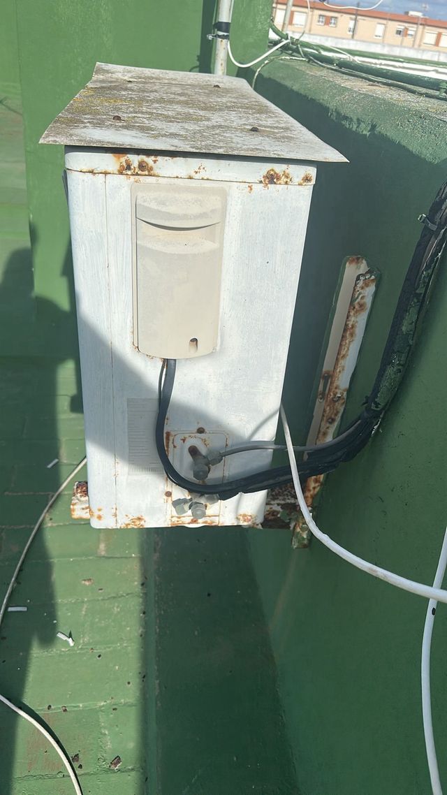 Aire Acondicionado Orbegozo Beige