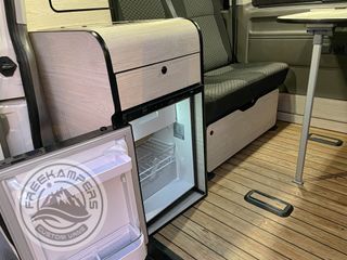 Volkswagen Caravelle Camper